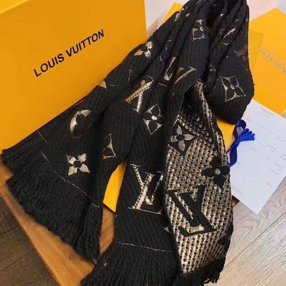 ๐โจAUTHENTICโจ๐Louis Vuitton scarf - Picture 4 of 7
